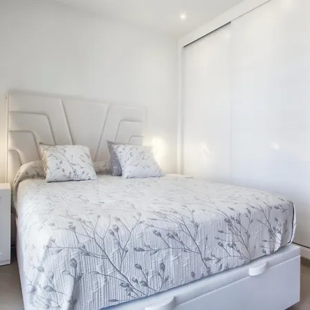 Intempo By Holuxe - 034 - 3rd Floor Apartman